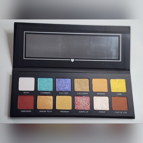 BOXY CHARM Hello Charmer Shimmer Pressed Eye Shadow Palette 12 Colors - Picture 1 of 3